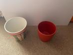 Bloempotten rood en geruit, Rond, Ophalen of Verzenden, Aardewerk, Binnen