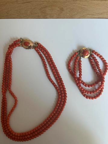 Bloedkoralen ketting en armband  beschikbaar voor biedingen