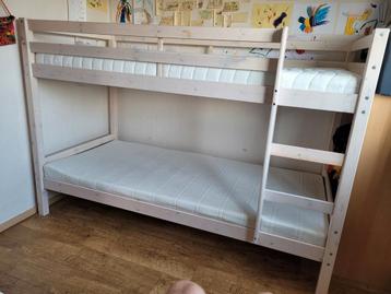 Stapelbed  beschikbaar voor biedingen
