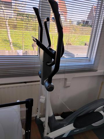 Prachtige crosstrainer Flow Fitness NOW CT2.5i beschikbaar voor biedingen