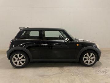 Mini Mini 1.6 Cooper Airco Clima APK Nieuwe model beschikbaar voor biedingen