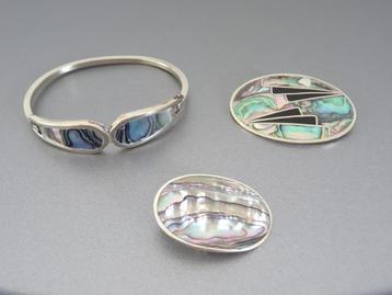Prachtige alpaca armband en 2 broches abalone schelp Mexico beschikbaar voor biedingen