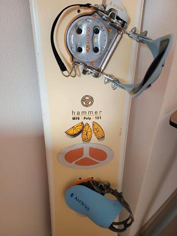 Hammer MFG Pulp snowboard 151 met bindingen beschikbaar voor biedingen