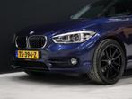 BMW 1-serie 118i M Sport *KERSTAANBIEDING* [M STUUR, HARMAN/, Auto's, BMW, 65 €/maand, Gebruikt, Blauw, Origineel Nederlands