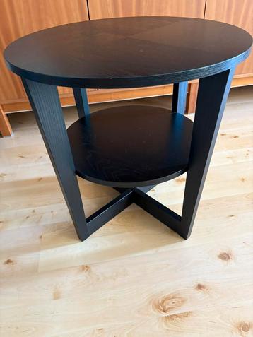 Ikea Vejnon bijzet tafel beschikbaar voor biedingen