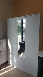 Kleppstad witte kledingkast 3 deuren, Ophalen, 100 tot 150 cm, Met hangruimte, Zo goed als nieuw