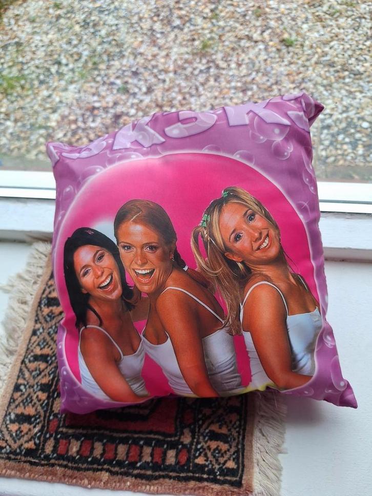 K3 kussen vintage OG originals Karen Kristel Kathleen, Verzamelen, Muziek, Artiesten en Beroemdheden, Zo goed als nieuw, Gebruiksvoorwerp