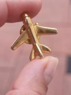 Vintage 1980 verguld vliegtuig pin broche, Verzamelen, Speldjes, Pins en Buttons, Ophalen of Verzenden, Zo goed als nieuw