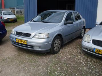 Opel Astra 1.6 16V 5D 2002 Grijs beschikbaar voor biedingen