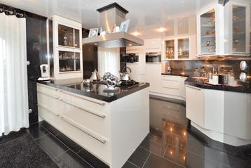 Luxe Miele keuken met granieten blad – €50.000 nieuw beschikbaar voor biedingen