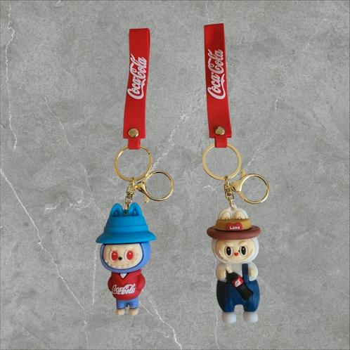 Labubu x Coca-Cola Sleutelhanger  7€ per stuk, Verzamelen, Sleutelhangers, Nieuw, Ophalen of Verzenden