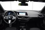 BMW 1 Serie 118i M Sport Automaat / Panoramadak / Sportstoel, Gebruikt, Met garantie (alle), Origineel Nederlands, Bedrijf