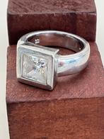 Zilveren Zinzi ring, Sieraden, Tassen en Uiterlijk, Ophalen of Verzenden, Zo goed als nieuw, 17 tot 18, Dame