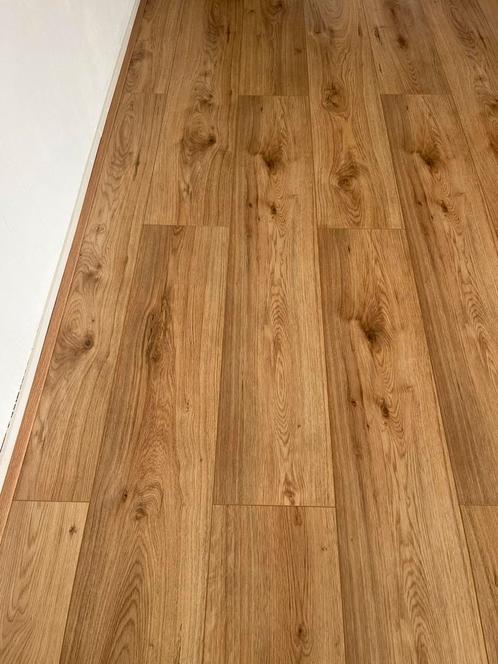 Circa 70 m2 laminaat incl. ondervloer en plinten, Doe-het-zelf en Verbouw, Vloerdelen en Plavuizen, Laminaat, Overige materialen