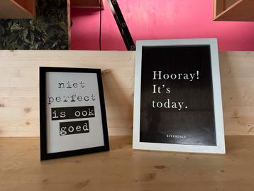 Fotolijstje met afbeelding beschikbaar voor biedingen