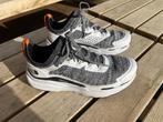 The north face sneakers grijs wit maat 39, Ophalen of Verzenden, Zo goed als nieuw, Schoenen
