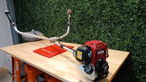 NIEUWE Honda UMK 425 E Prof. Benzine 4-Takt Bosmaaier., Tuin en Terras, Bosmaaiers, Nieuw, Benzine, 30 tot 50 cm, Ophalen of Verzenden