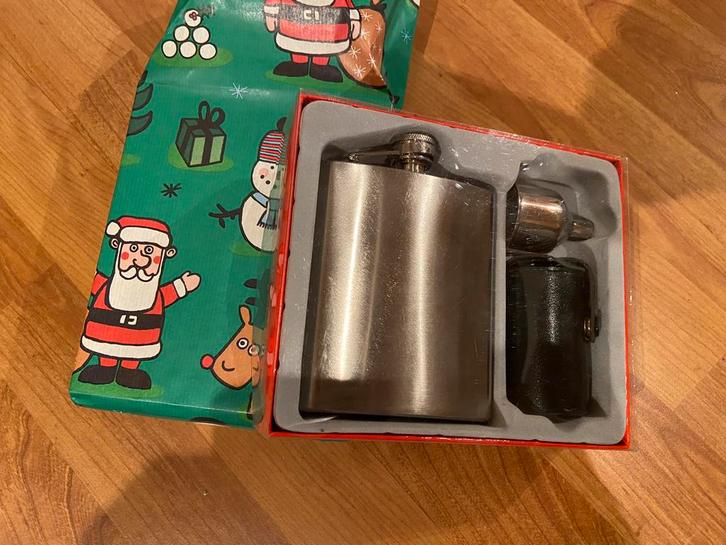 Zeer luxe borstzak drankfles splinternieuw 6 delig, Huis en Inrichting, Keuken | Keukenbenodigdheden, Zo goed als nieuw, Ophalen of Verzenden