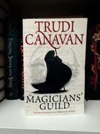 De Magiërsgilde - Trudi Canavan, Ophalen of Verzenden, Gelezen