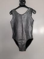 Nieuw!! Turnpakje zilver/zwart maat 128/134, Kindermaat 122 t/m 140, Ophalen of Verzenden, Nieuw, Materiaal