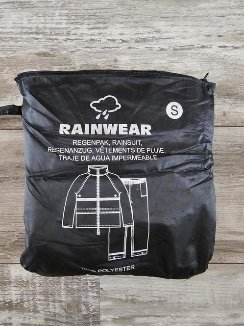 Regenpak Maat S. Nog nooit gebruikt, Kleding | Heren, Overige Herenkleding, Nieuw, Ophalen of Verzenden