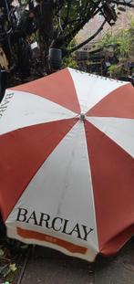 Oude parasol. Barclay opdruk. Stevige stof, Ophalen