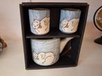 2 nieuwe koffie sets en 2 Egyptische beelden in één koop, Ophalen of Verzenden, Zo goed als nieuw