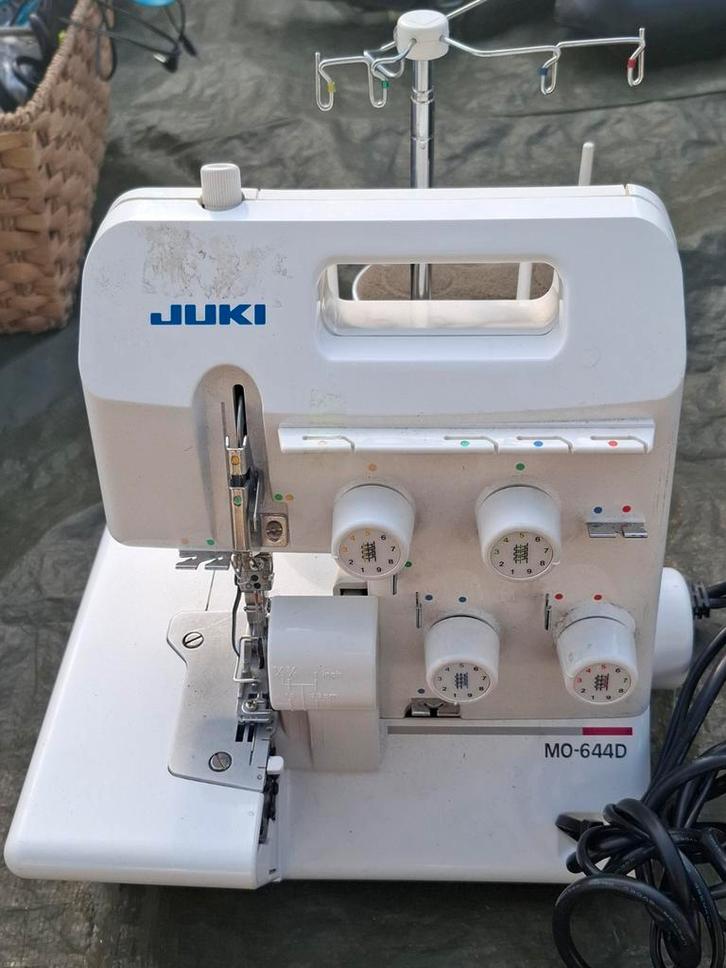 Juki MO-644D Lockmachine - Goede Staat!, Hobby en Vrije tijd, Naaimachines en Toebehoren, Ophalen of Verzenden