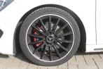 Mercedes-Benz CLA 180 1.6 90KW 7G-DCT (aut) 2015 Wit, Zwart, 4 cilinders, 715 kg, 19 km/l