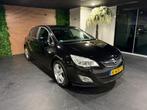 Opel Astra 1.4 Turbo Cosmo STOELVERW/STUURVERW/AIRCO/NWE APK, Auto's, Stof, Gebruikt, 4 cilinders, Zwart