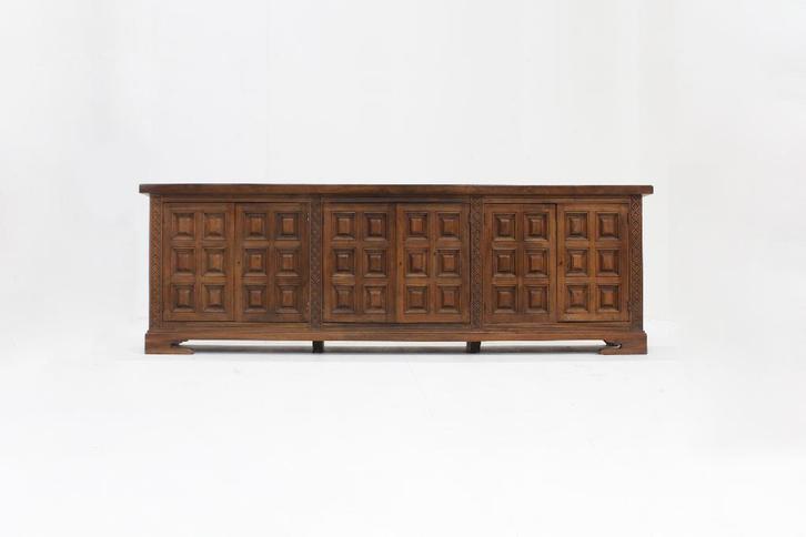 Vintage Spaans Brutalist Sideboard dressoir, Huis en Inrichting, Kasten | Dressoirs, Gebruikt, 200 cm of meer, 25 tot 50 cm, Met deur(en)
