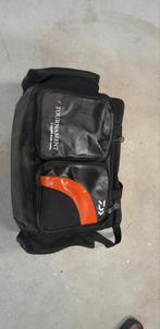 Daiwa tournament aas/koeltas 50 liter, Watersport en Boten, Ophalen of Verzenden, Gebruikt, Overige typen
