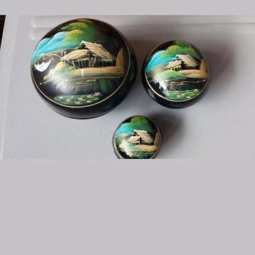 Decoratie houten set beschikbaar voor biedingen
