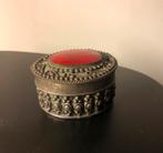 Oud pillendoosje met steen, Ophalen of Verzenden