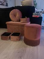 Set oudroze roze opbergbox poef mandjes en kussen, Huis en Inrichting, Woonaccessoires | Schalen en Manden, Ophalen, Zo goed als nieuw