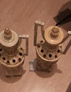 robuuste vasen  voor binnen of buiten   per 2 te koop, Huis en Inrichting, Tafels | Sidetables, Overige materialen, Gebruikt, Ophalen of Verzenden