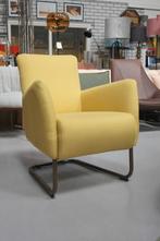 Leuke vrolijke fauteuil stof geel sledestoel Jess Design, Huis en Inrichting, Fauteuils, Ophalen, 75 tot 100 cm, Zo goed als nieuw