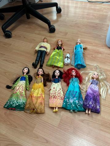 Disney poppen - ophalen of verzenden  beschikbaar voor biedingen
