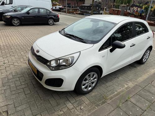 Kia Rio 1.2 I 5DRS 2012 Wit, Auto's, Kia, Particulier, Rio, 4x4, ABS, Bluetooth, Elektrische ramen, Benzine, Euro 5, Hatchback