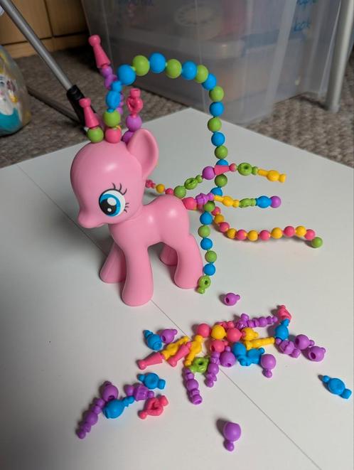 My Little Pony - maak zelf gekleurde manen met kralen, Kinderen en Baby's, Speelgoed | My Little Pony, Zo goed als nieuw, Ophalen of Verzenden