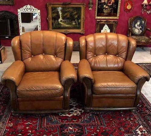 2 Fauteuils chesterfield leren stoelen klassiek vintage, Huis en Inrichting, Stoelen, Gebruikt, Twee, Leer, Bruin, Ophalen of Verzenden