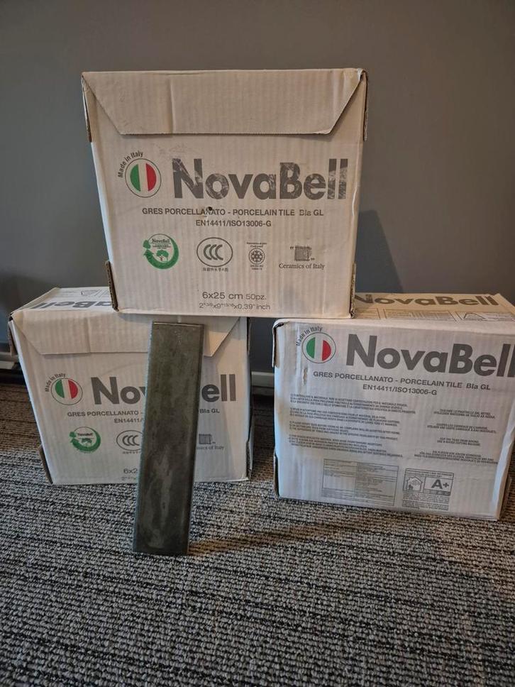 Groene Tegels NovaBell 6x25 cm + toebehoren 3-4 m2, Doe-het-zelf en Verbouw, Tegels, Nieuw, Wandtegels, Keramiek, Minder dan 20 cm