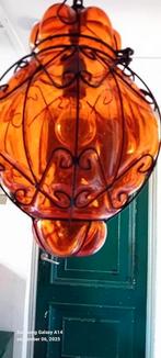 Vintage Venetiaanse Hanglamp Amberkleurig ,glas in ijzer, Huis en Inrichting, Lampen | Hanglampen, Ophalen of Verzenden, Gebruikt