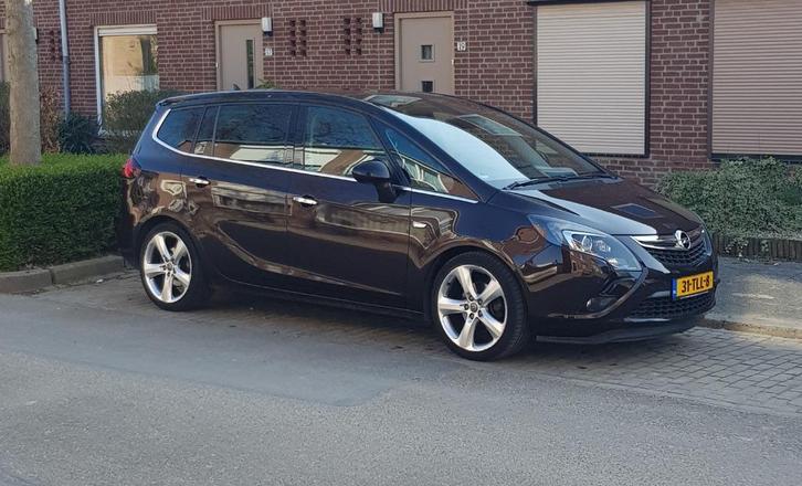 Opel Zafira 1.4 T 103KW AUT 2012 Bruin, Auto's, Opel, Particulier, Zafira, ABS, Achteruitrijcamera, Adaptieve lichten, Airbags