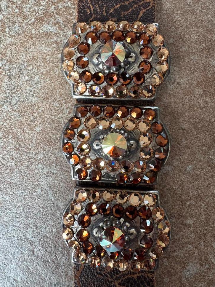 Josh Armband met steentjes, Sieraden, Tassen en Uiterlijk, Armbanden, Gebruikt, Leer, Bruin, Met strass, Ophalen of Verzenden