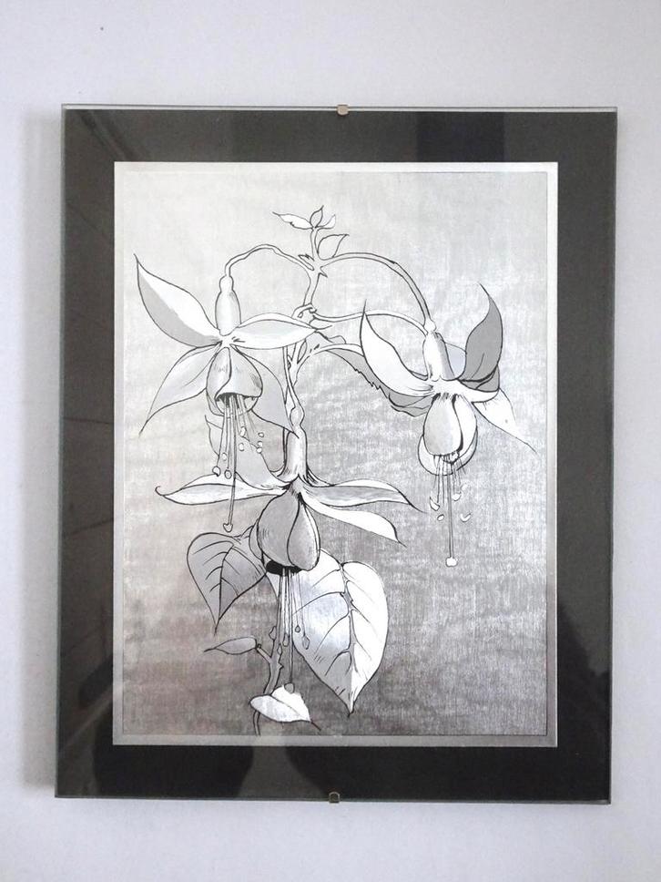 Vintage 80s metallic bloem bloemen fuchsia lijst zilver klr, Huis en Inrichting, Woonaccessoires | Wanddecoraties, Gebruikt, Ophalen