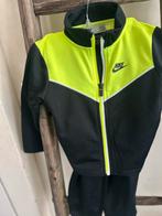 Nike trainings pakje 86-92 2 jaar nieuw, Kinderen en Baby's, Kinderkleding | Maat 92, Ophalen of Verzenden, Nieuw, Jongen of Meisje
