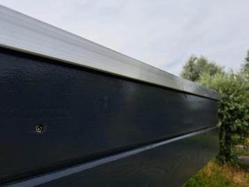 daktrim aluminium 3meter beschikbaar voor biedingen