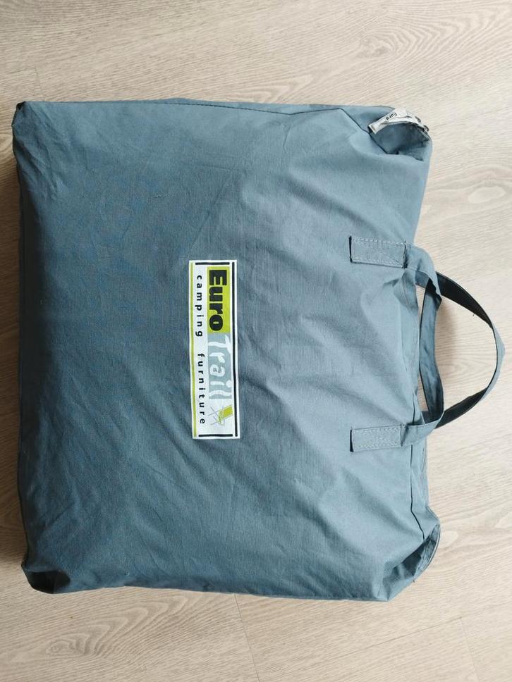 Eurotrail Campingkast - Hoge Kast met 4 Planken, Caravans en Kamperen, Kampeermeubelen, Gebruikt, Campingkast, Ophalen