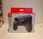 Nintendo Switch Pro controller compleet origineel zeer mooi, Overige controllers, Ophalen of Verzenden, Zo goed als nieuw, Draadloos